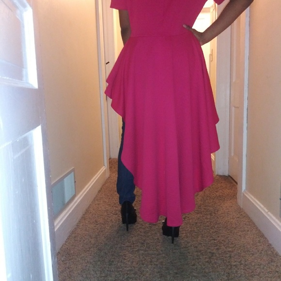 SOLD!Beautiful Triple layer peplun long trail top. - Picture 2 of 6